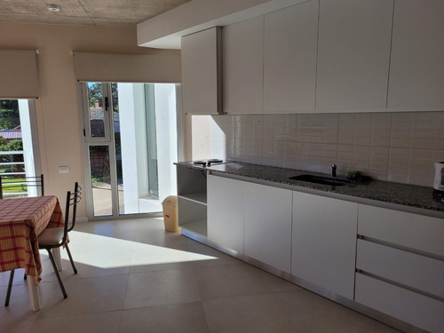 Imagen 4 de 9 de Alquiler Departamento 2 Ambientes Villa Gesell Temporada 2023