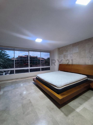 En Alquiler Tonwhouse En El Conjunto Residencial Esturion Lecheria