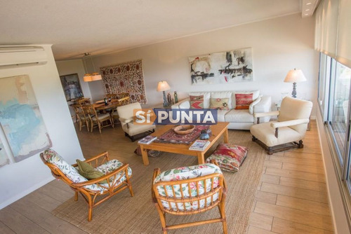 Imagen 3 de 23 de Apartamento En Venta - Playa Mansa
