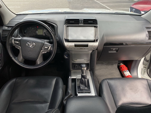 Imagen 9 de 21 de Toyota Prado 2020