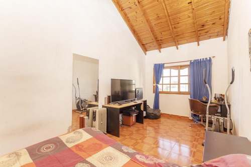 Imagen 14 de 30 de Venta Casa 6 Amb 262 M2 Patio Terraza Valentin Alsina Lanus