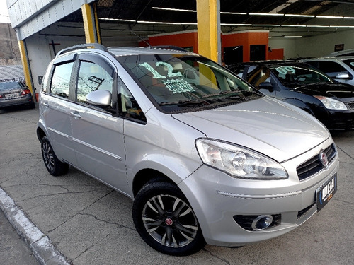 Imagem 3 de 18 de Fiat Idea 2012 1.4 Attractive Flex 5p