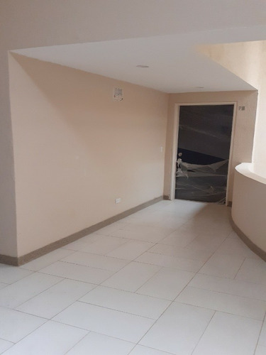 Imagen 3 de 12 de Pent House En Res. Iceberg, Foa-991