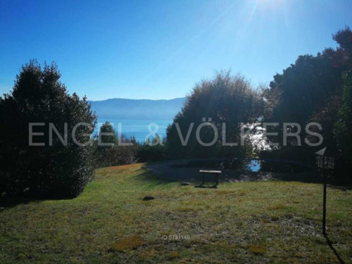 Casa Con Vista Al Lago Villarrica.