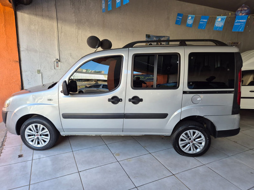 Fiat Doblo ESSENCE 1.8 7 LUGARES