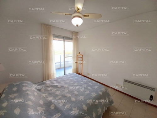 Apartamento En Venta Frente Al Mar En Pinares- Ref: 30980