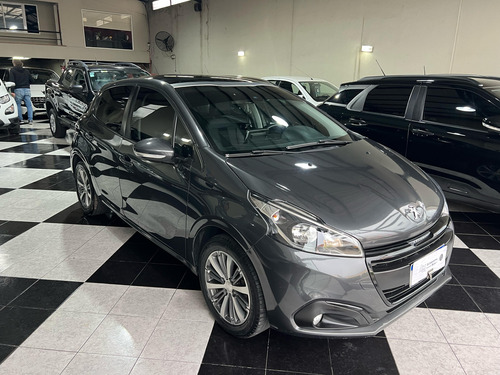 Peugeot 208 1.6 Feline