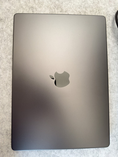Macbook Pro 14 M3 Pro 18 Gb Ram 512gb Ssd Negro Espacial Negro (Usado)