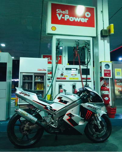 Kawasaki Zxr250