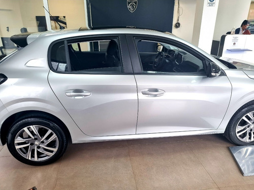 Imagen 4 de 16 de Peugeot 208 Feline Tiptronic 1.6 Am22 0km Gris