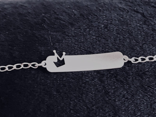 Imagem 3 de 7 de Pulseira Infantil Prata 925 Gravação E Caixa Veludo Coroa