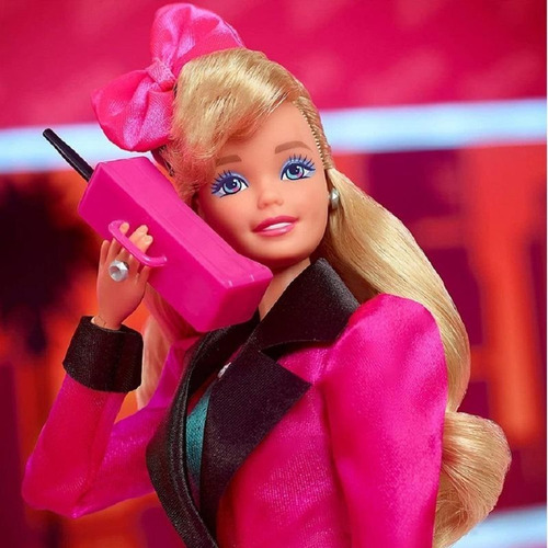 Imagem 3 de 7 de Barbie Rewind Profissões 2021 Anos 80 Repro Signature