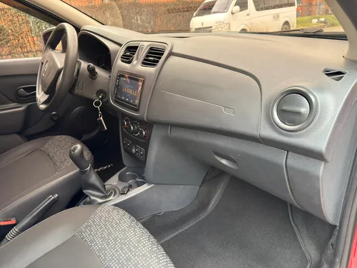 Renault Logan LIFE 1.6 MEC CON AIRE