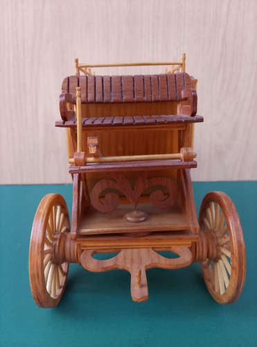 Carroza Cubierta. Fabricada En Madera (estilo Siglo Xix) (Usado)