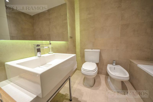 Venta Departamento 3 Ambientes Coghlan Con Balcón