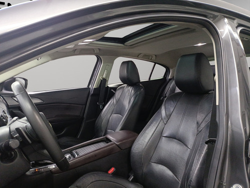 Mazda 3 Hatchback 2018