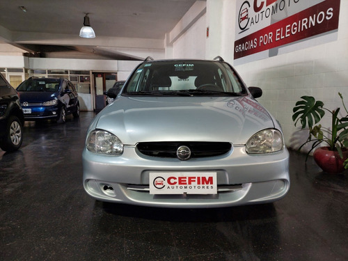 Imagen 2 de 8 de Chevrolet Corsa Wagon