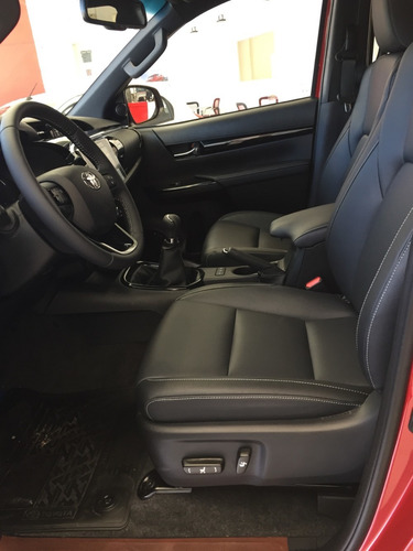 Toyota Hilux 2.8 Cd Srx 177cv 4x4 At Mr