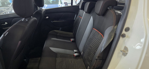Renault Stepway 1.6 Intense At