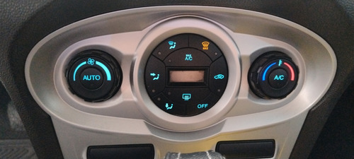 Ford Fiesta 1.6 16v Titanium Flex Powershift 5p