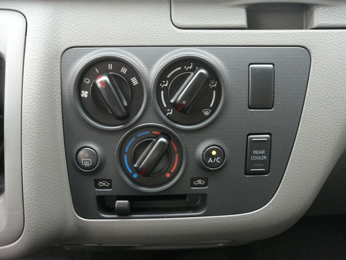 Imagen 15 de 15 de Nissan Urvan 15 Pasajeros Amplia 2020