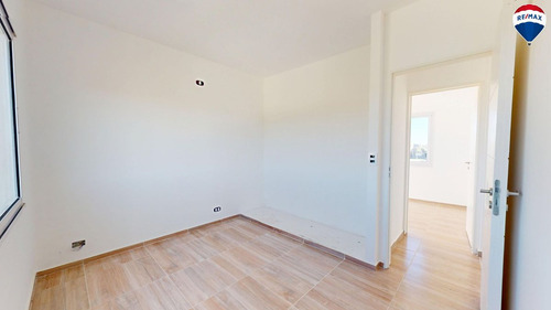 Venta De Casa 4 Ambientes En Barrio Laguna Azul