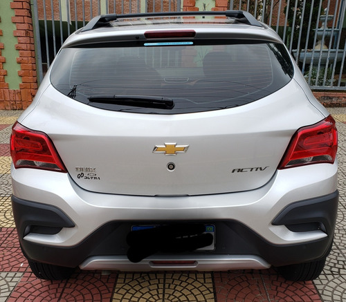 Chevrolet Onix 2018 1.4 Activ Aut. 5p