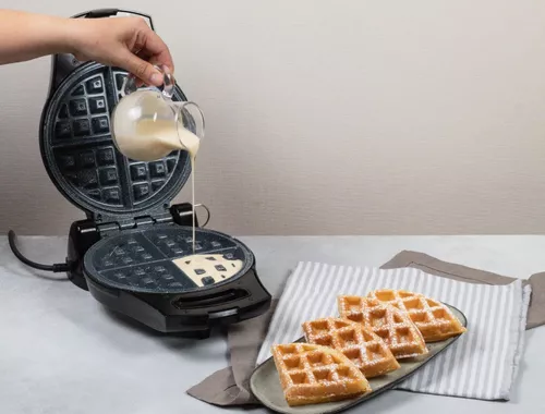 Maquina Para Waffles Waffle Maker Blanik Bwm032