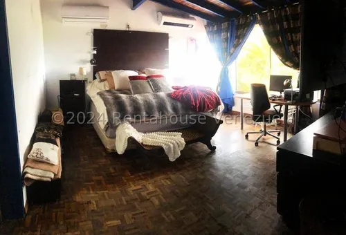 Bellisima Propiedad, Casa Estilo Colonial En Venta Ubicada En Oripoto 24-27451