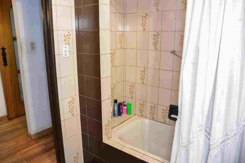 Casa En Venta Adrogue-ideal Inversor-lote 870 M2