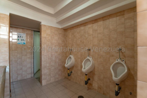 Venta Espectacular Edificio En La Trinidad Ijp