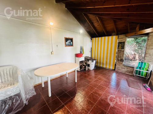 Casa En Villa Urquiza Con Jardin