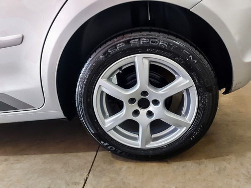 Imagem 10 de 15 de Volkswagen Polo 1.6 Mi Sportline 8v