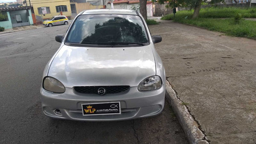 Gm Corsa Sedan A Vista 8900 Aceito Cartão E Financio