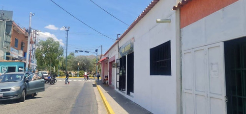 Imagen 2 de 5 de Re/max Ofrece En Venta Terreno Comercial De Alto Trafico Comercial Avenida Piar Municipio Guacara Edo.carabobo. 894 Mtrs2