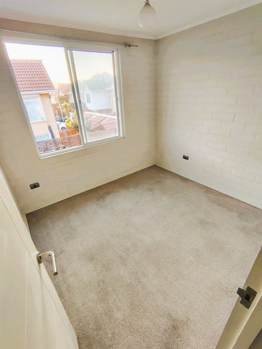 Casa En Venta De 3 Dormitorios 3 Baños En Puente Alto