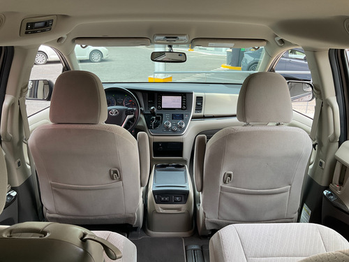 Toyota Sienna 3.5 Xle At