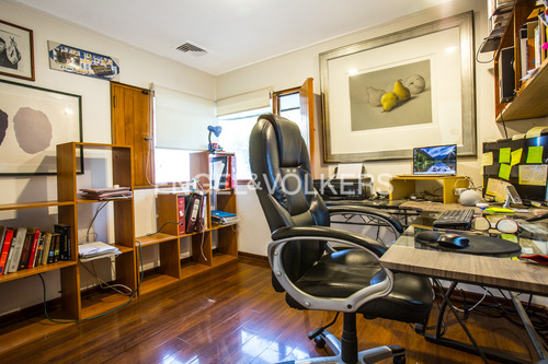 Casa En Venta San Carlos De Apoquindo / Paseo Los Domínicos