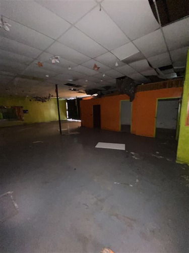 Local Comercial En Arriendo En Recoleta