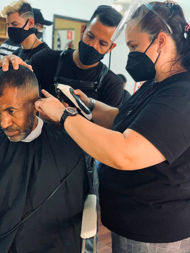 Imagen 2 de 5 de Curso De Barberia Online