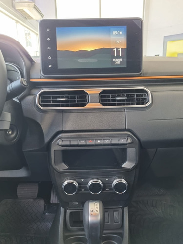Imagen 11 de 19 de Nueva Renault Oroch Iconic 1.3 Tce 2wd Cvt 2022 Ms