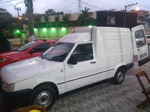 Imagem 1 de 8 de Fiat Fiorino 2009 1.3 Flex 4p