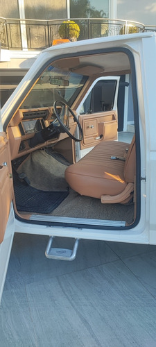 Ford F350 Xl Dually V8 460 220hp