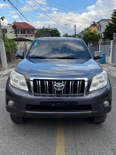 Toyota Land Cruicer Prado Txl 2012
