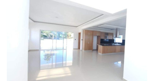 1593- Casa En Plantation, Pto. Pta.