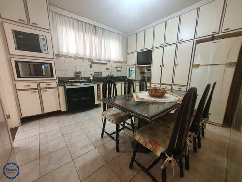 Casa Com 3 Dorms, Ponta Da Praia, Santos - R$ 1.12 Mi, Cod: 18975 - V18975
