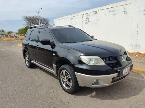 Imagen 4 de 11 de Mitsubishi Outlander Glx