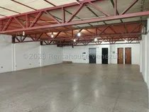 Comprar Gisselle Lobo Alquila Edificio Comercial En La Mejor Zona Del Centro De Barquisimeto Consta De 3 Niveles Con Acabados De Primera Área De Oficinas Y Servicios Básicos Operativos  2 5 4 1 9 9           