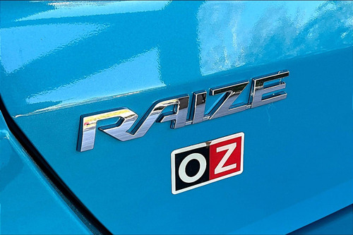 Toyota Raize 1.0T Xle Fwd Cvt Bitono
