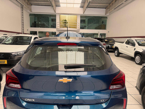 Chevrolet Onix 1.0 Lt 5p